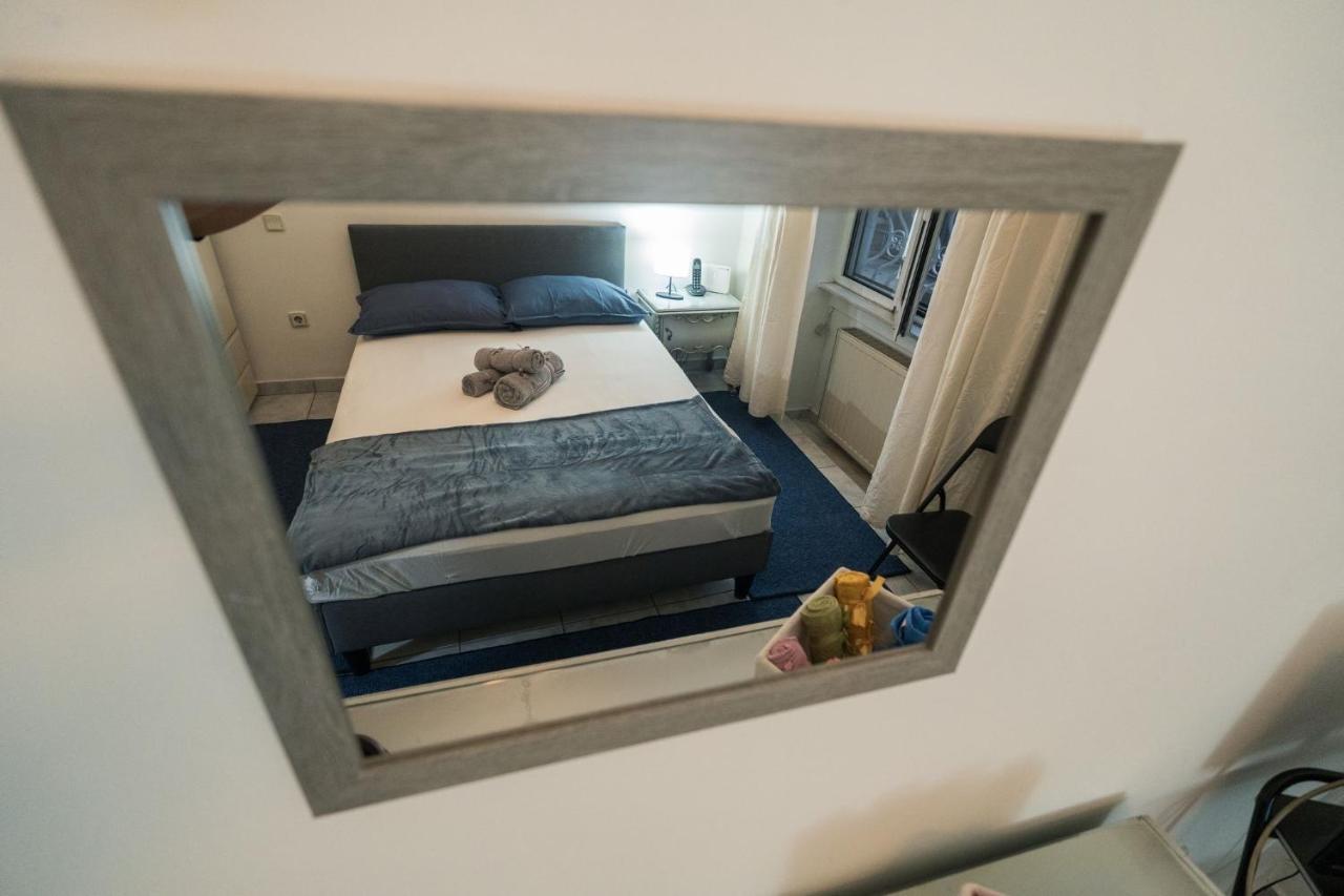 Marina Apartment بيرايوس المظهر الخارجي الصورة